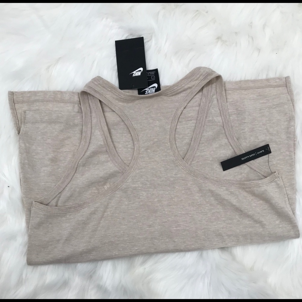🌸2 for $30🌸 Nike tank top - Picture 3 of 3